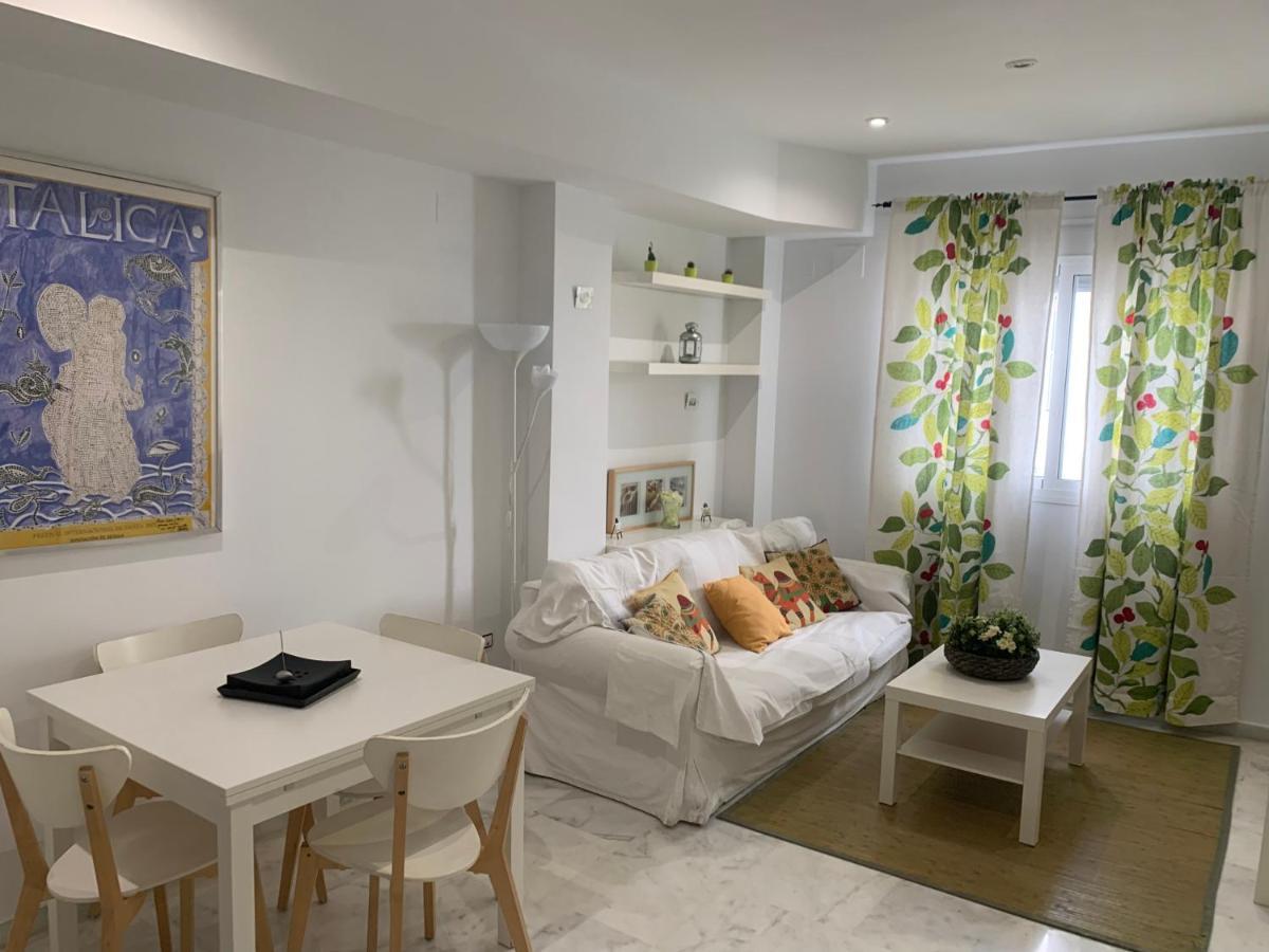 Apartamento Triana Appartamento Siviglia Esterno foto